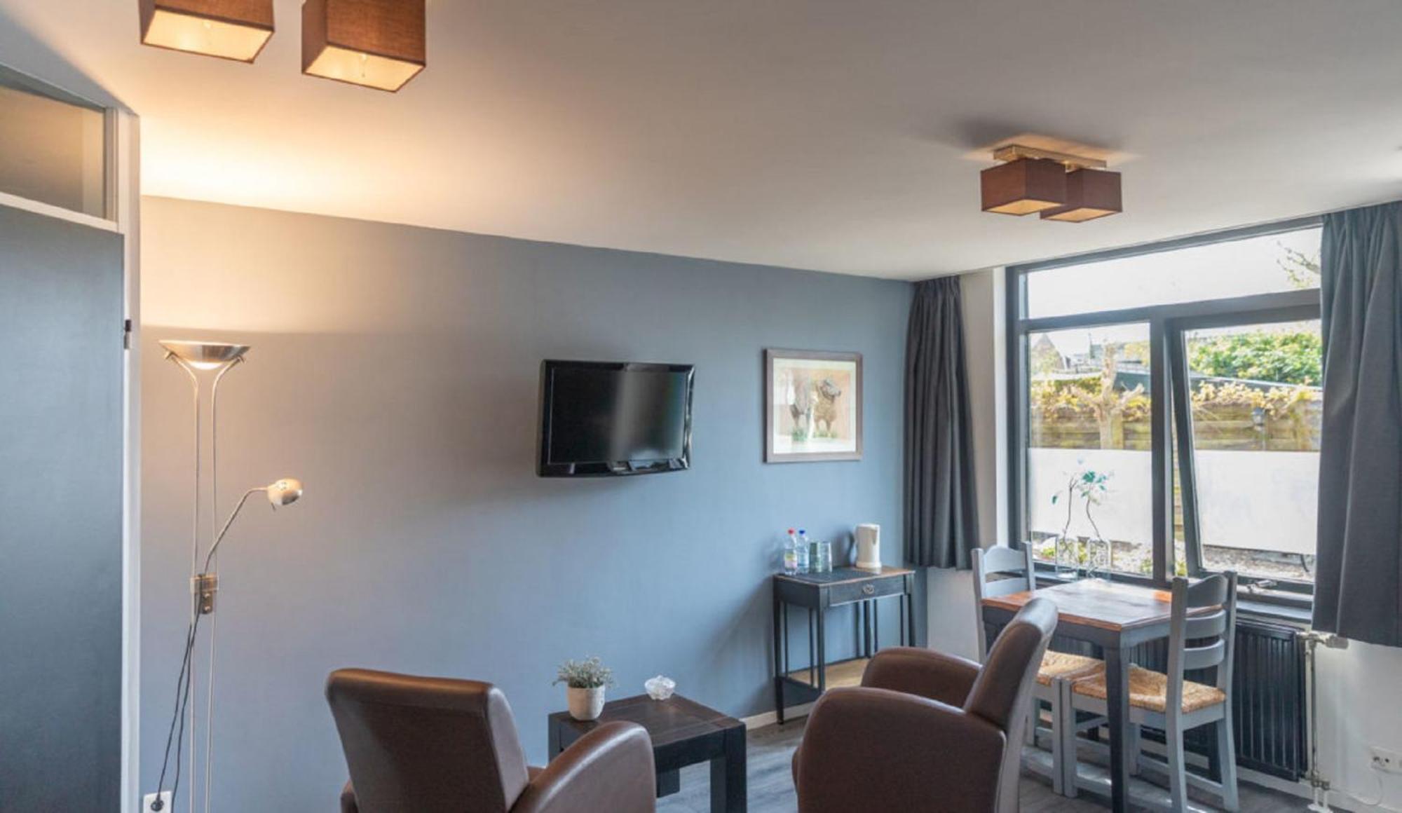 Hotel-restaurant Loodsmans Welvaren Hotel Den Hoorn (North Holland)
